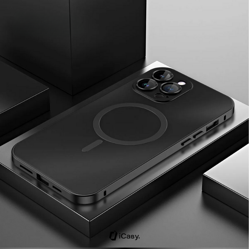 UltraFlex Case – Metallic Finish with MagSafe